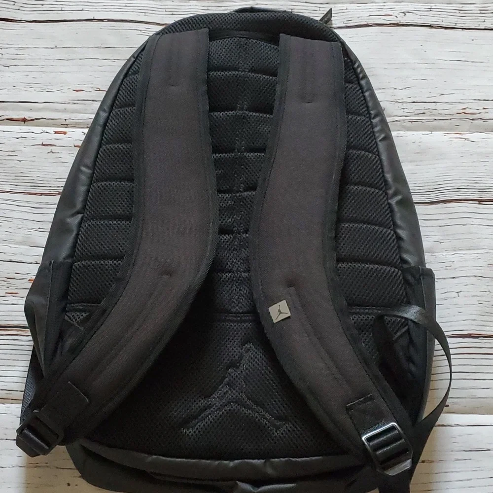 🆕️ NIKE JORDAN BLACK AIRBORNE WEATHER RESISTANT BACKPACK 9A1944-023 🖤